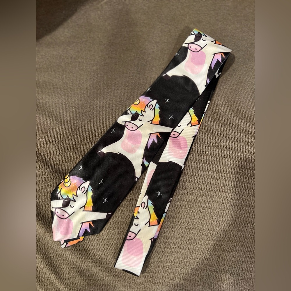 Unicorn Dabbing Mens Tie